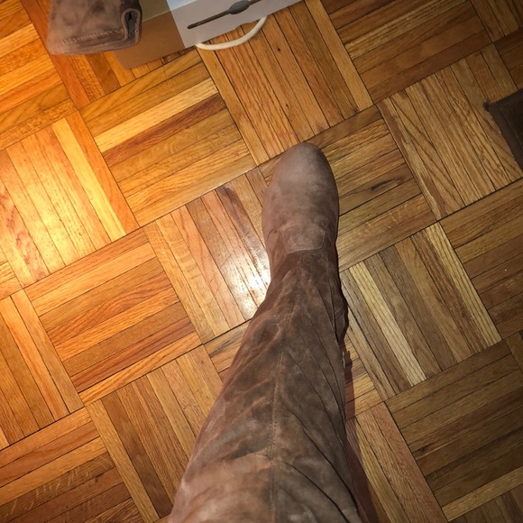 Over the knee Suede boots - Picture 5 of 5